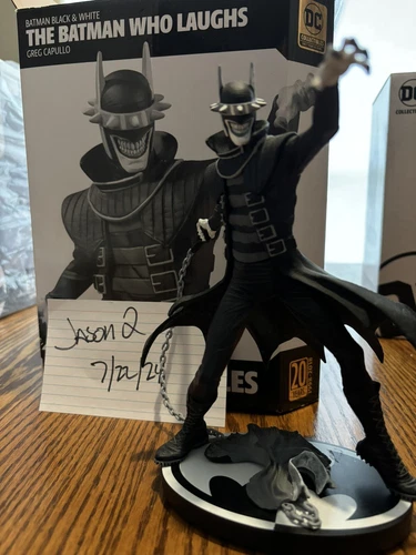 Batman Black & White Statue The Batman Who Laughs By Greg Capullo #1528/5000