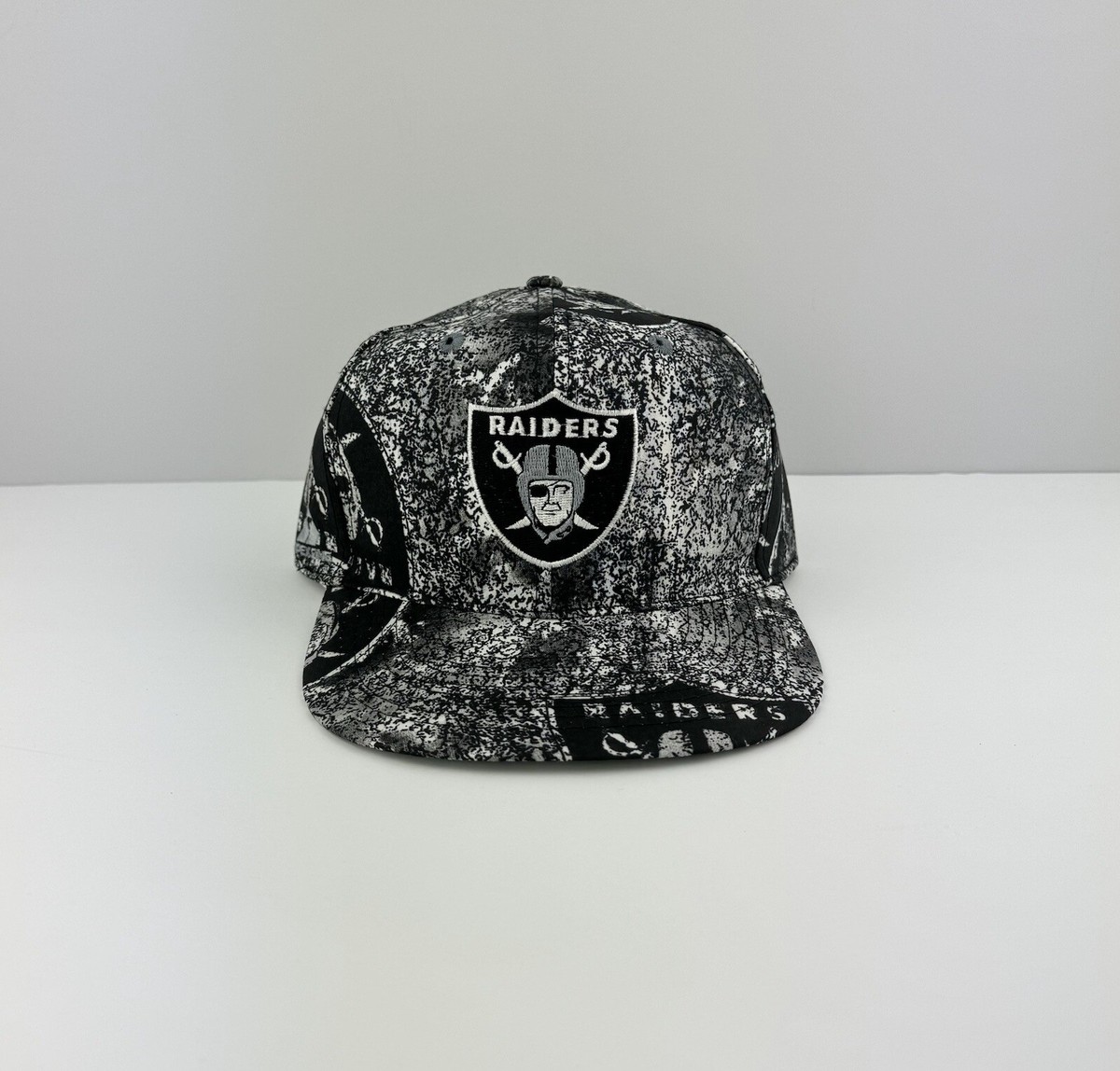 キャップ 90s NFL RAIDERS CAP 90s NFL Las Vegas Raiders vintageキャップ - メルカリ
