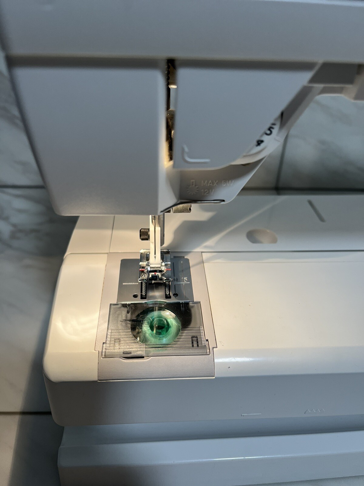 Husqvarna Viking Scandinavia 300 Sewing Embroidery Machine W