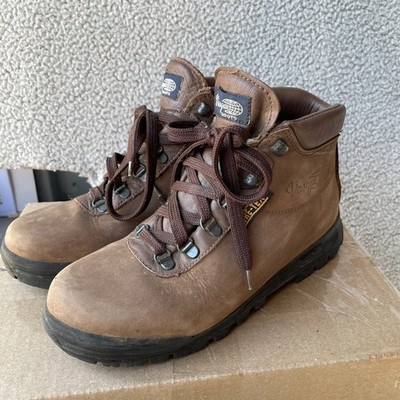 Vtg Vasque Sundowner GTX 7931 Hiking Boots Womens Sz 8.5 W Brown Leather GoreTex