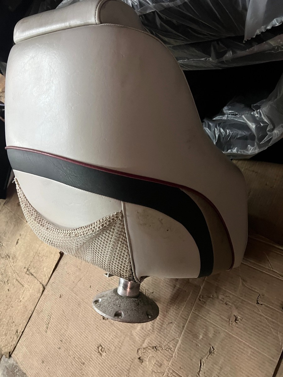 スタークラフト用 キャプテンシート 2001 Starcraft 1910 LX NEXSTAR Boat Captain Bucket Seat with