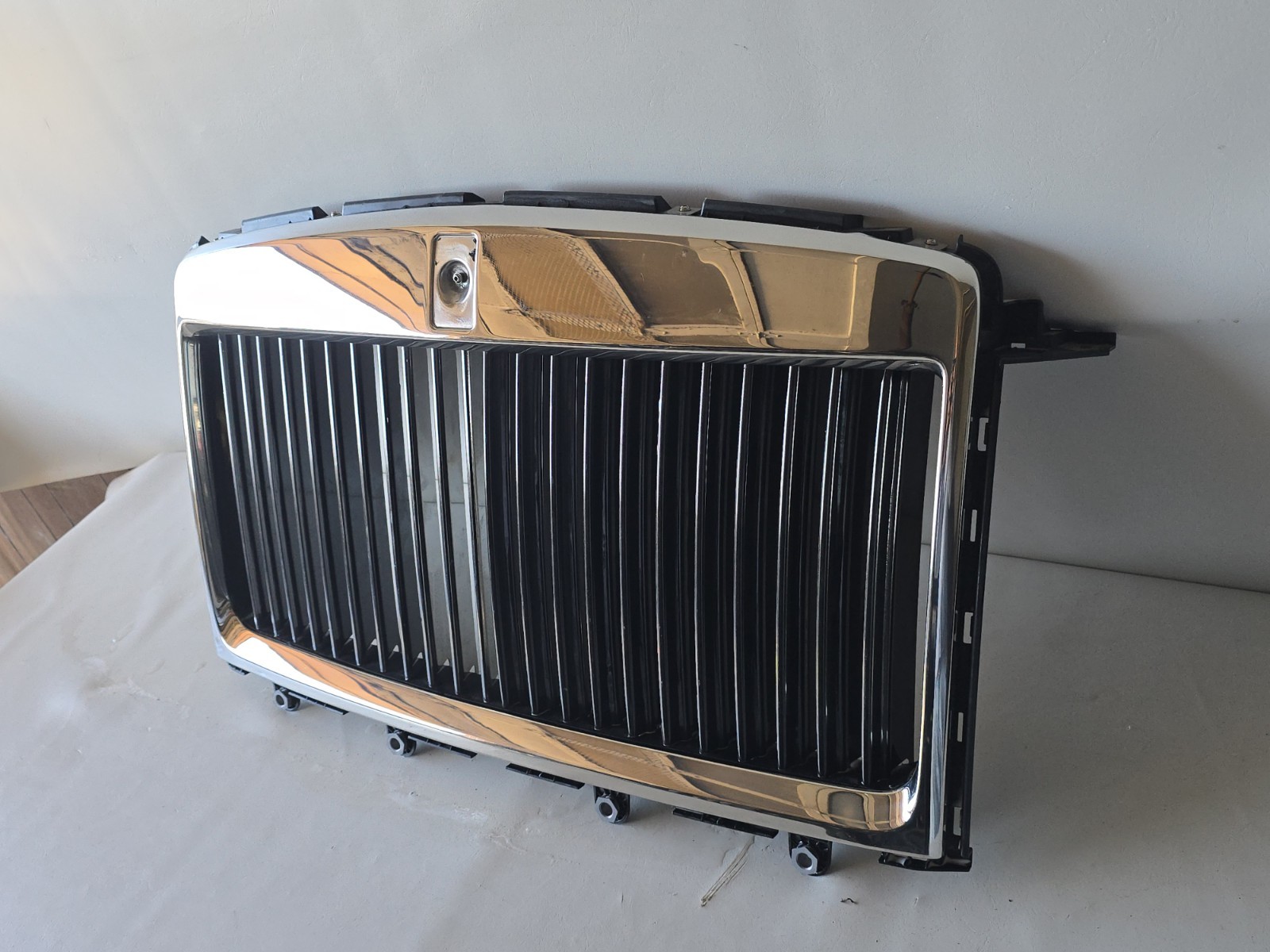 ROLLS ROYCE CULLINAN GRILLE 2019 2020 2021 2022 2023 2024 195193-10 OEM