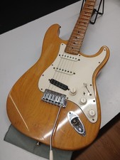 Guitare électrique FENDER STRATOCASTER-13