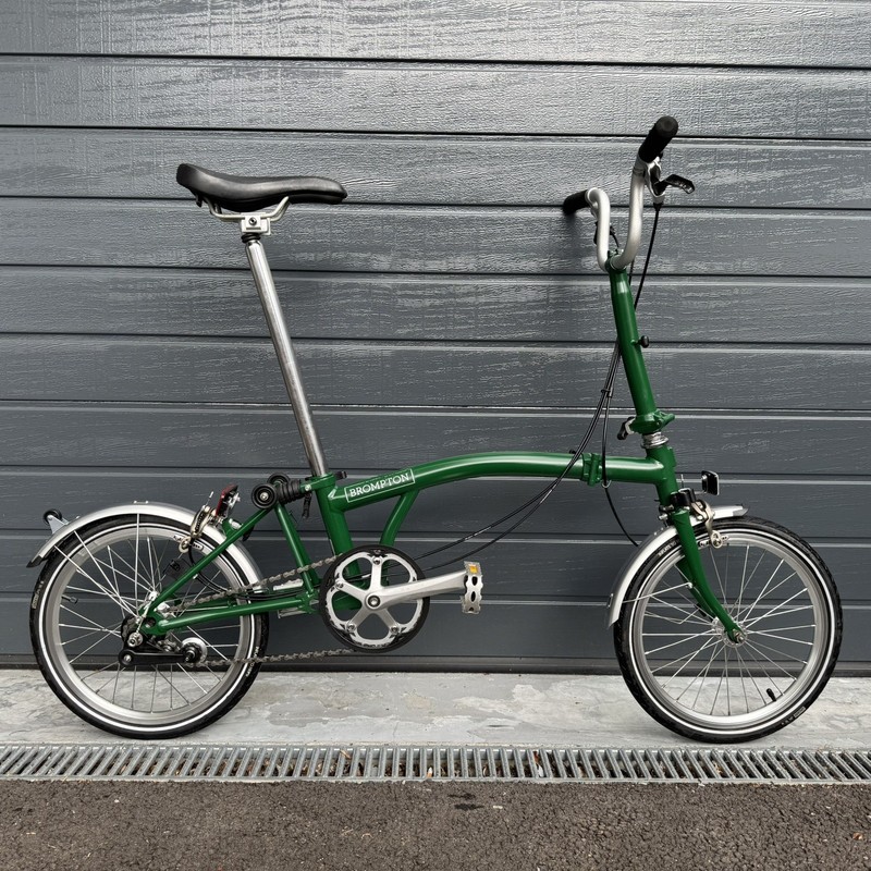 Brompton M3L 3 speed Racing Green   Superb Condition FREE DELIVERY