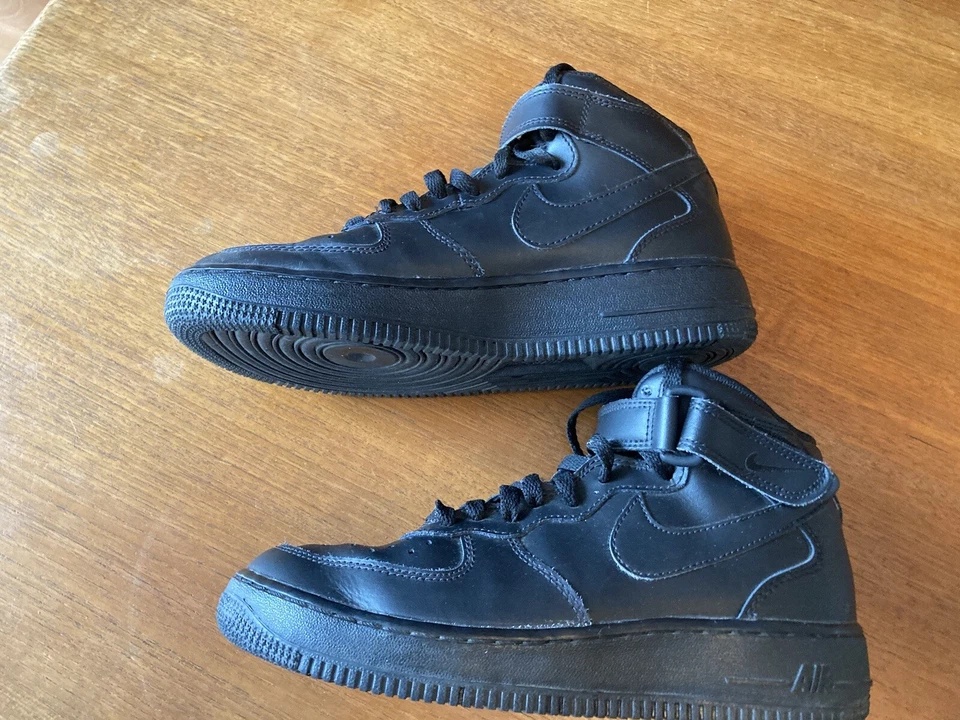 Nike Air Force 1 Mid, Foto 2 von 5