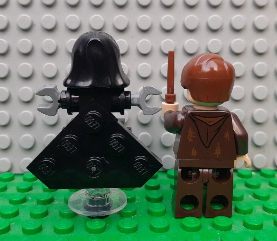 GENUINE LEGO HARRY POTTER PROFESSOR REMUS LUPIN & DEMENTOR MINIFIGURES BRAND NEW - Image 3 of 4