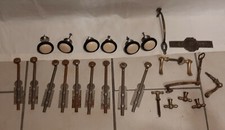 24 Vecchi Oggetti recuperati da Mobili E Porte