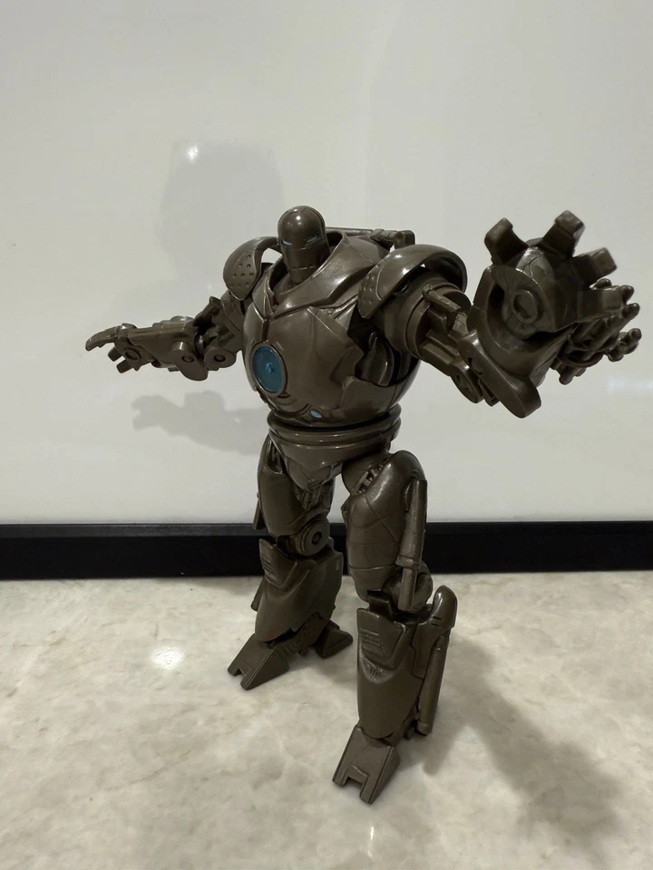 Figura de acción Iron Monger de la película Iron Man 1. Brazos oscilantes, acción de cintura Foto 2 de 3