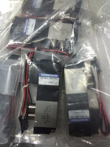 New KOGANEI 110-4E1-J62-PSL solenoid valve free shipping #DW - Picture 3 of 3