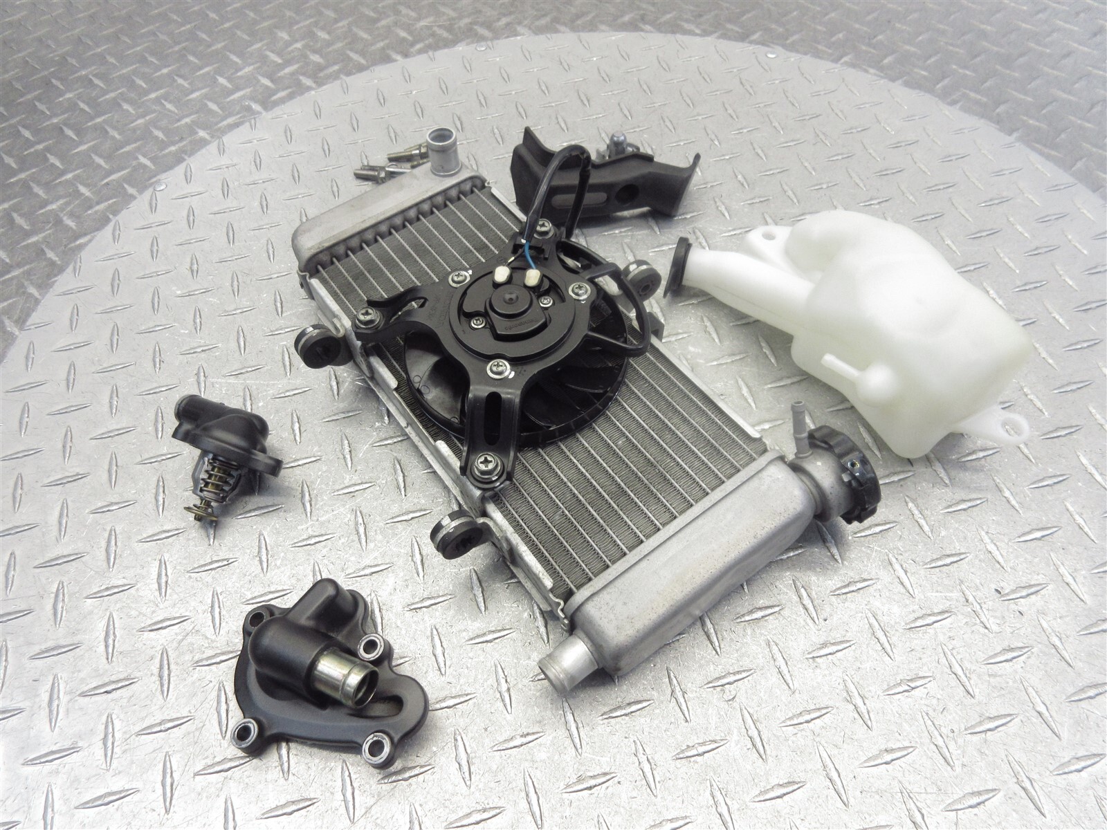 2012 1113 Honda CBR 250R CBR250R Radiator Water Pump Fan Blower Thermostat Lot eBay