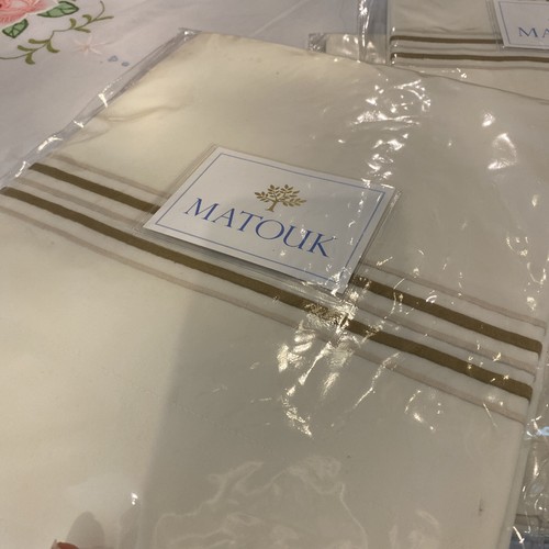 Matouk Italy NWT 3 Piece Standard Shams Presto Ivory Brown Gold 600TC Hotel Styl - Picture 4 of 5