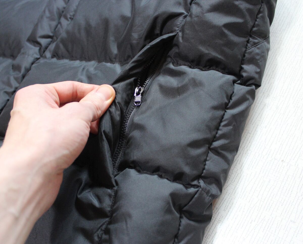 Men's Vintage Nike Down Vest Puffer Sleeveless Jacket Black Men's Vintage Nike Down Vest Puffer Sleeveless Jacket Black