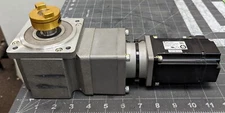SHIMPO NEVSC-5C-400 GEAR REDUCER WITH YASKAWA SGMJV-04A3A21 SERVO MOTOR [C4S3]