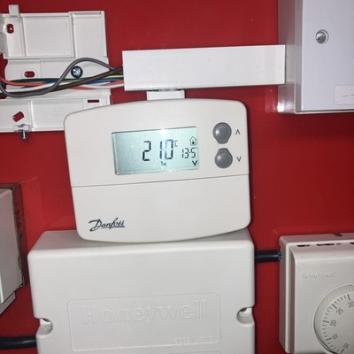 Danfoss Heating Controls Danfoss Tp5000si Battery Replacement