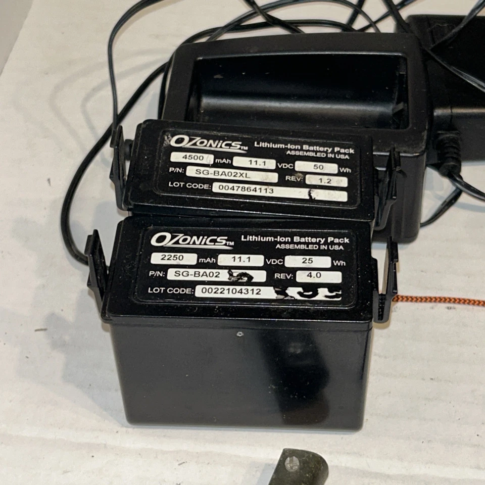 Ozonics HR-200 Electronic Scent Eliminator with Mount, Charger, and 2 Batteries - Image 3 of 4