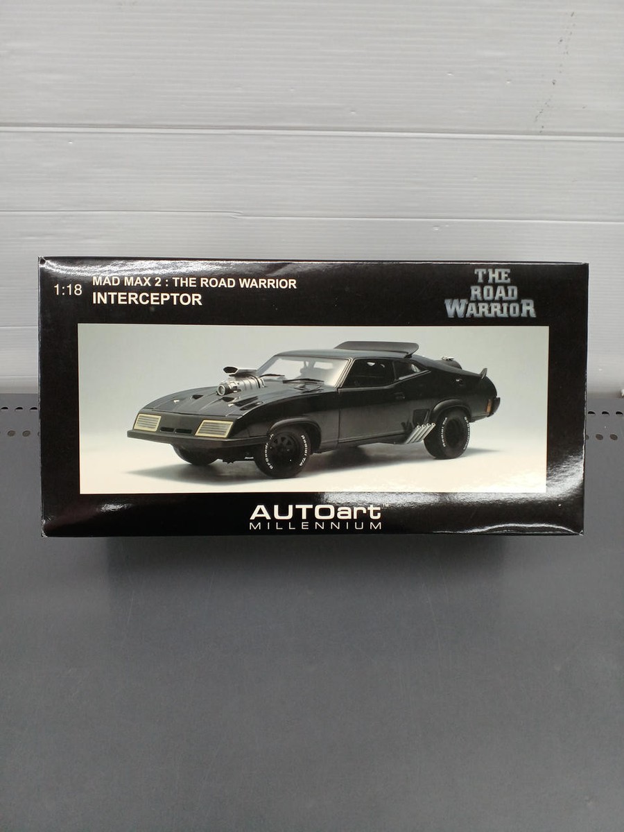 AUTOart　マッド・マックス２　インターセプタ―　1/18 Mad Max 2 Diecast Car 1/18 The Road Warrior AUTOart