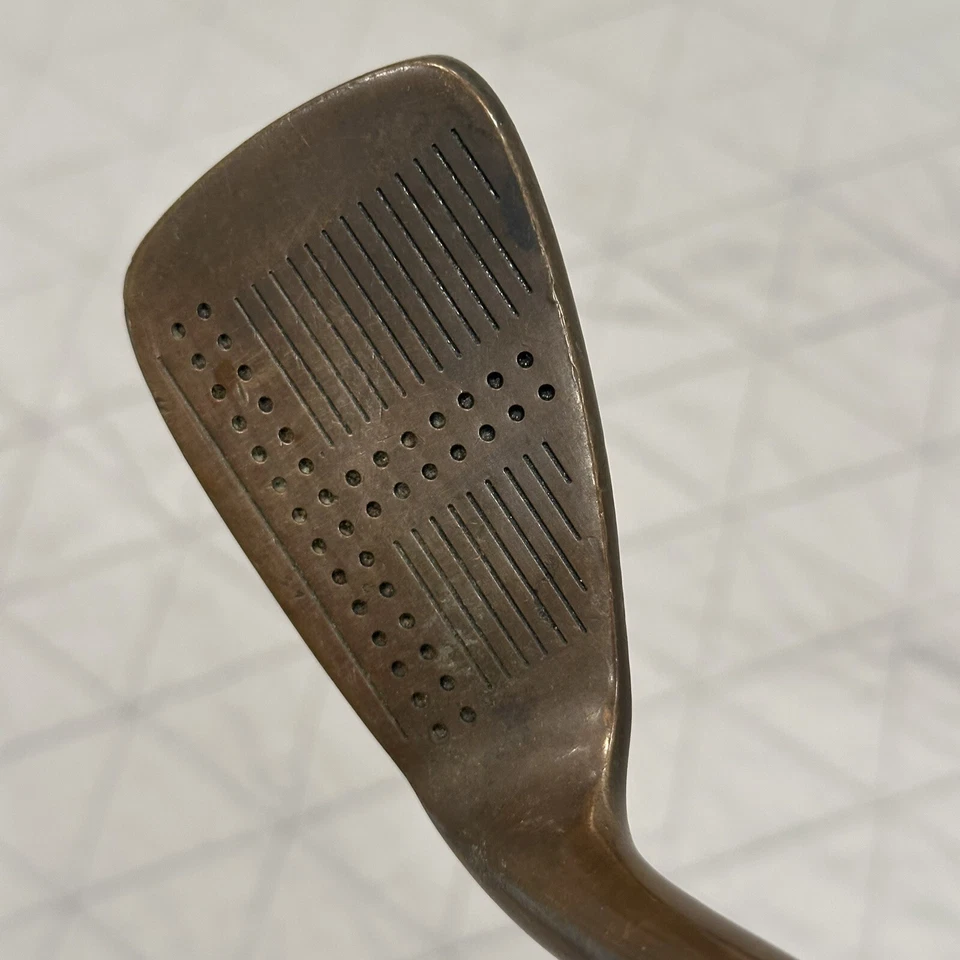 Tommy Armour PGA T-Line Designers Model BeCu 9 Iron Graphite Shaft 36” RH - Image 3 of 4