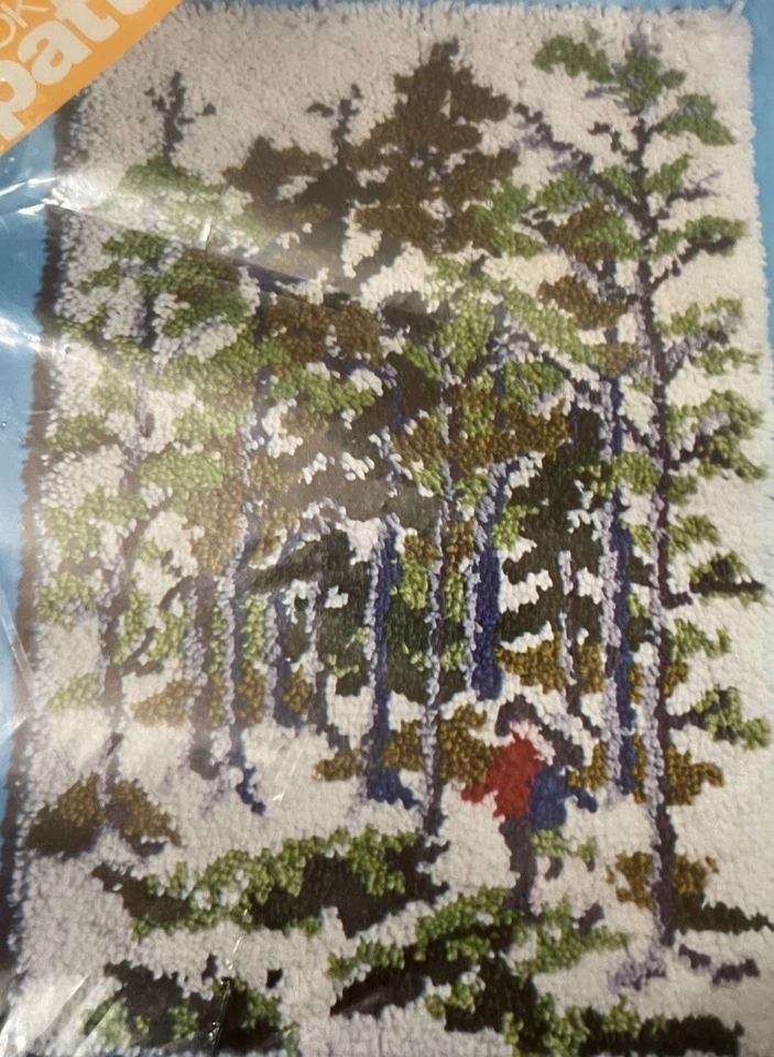 Spinnerin TALL TREES Latch HooK Rug Pattern #546 Canvas Finished Size 20" x 30" - Image 2 of 4
