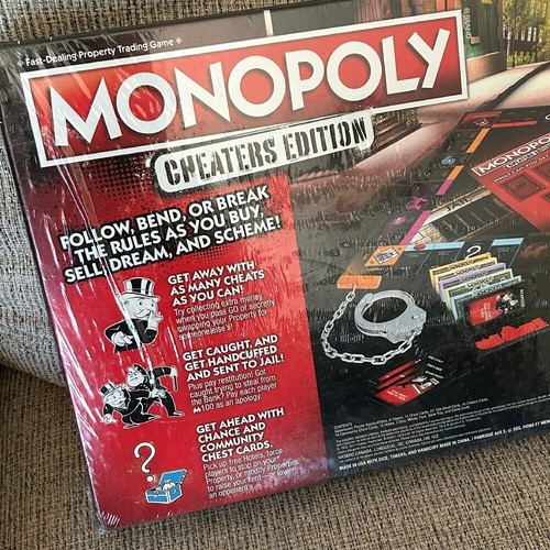 Hasbro Monopoly Cheaters Edition 2018 Board Game Kids Family Fun NEW SEALED - Picture 4 of 6