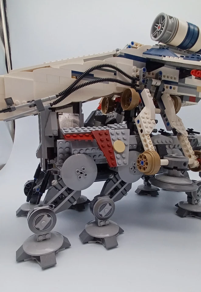 Authentic LEGO Star Wars: Republic Dropship with AT-OT Walker 10195 No Figs/READ - Image 4 of 4