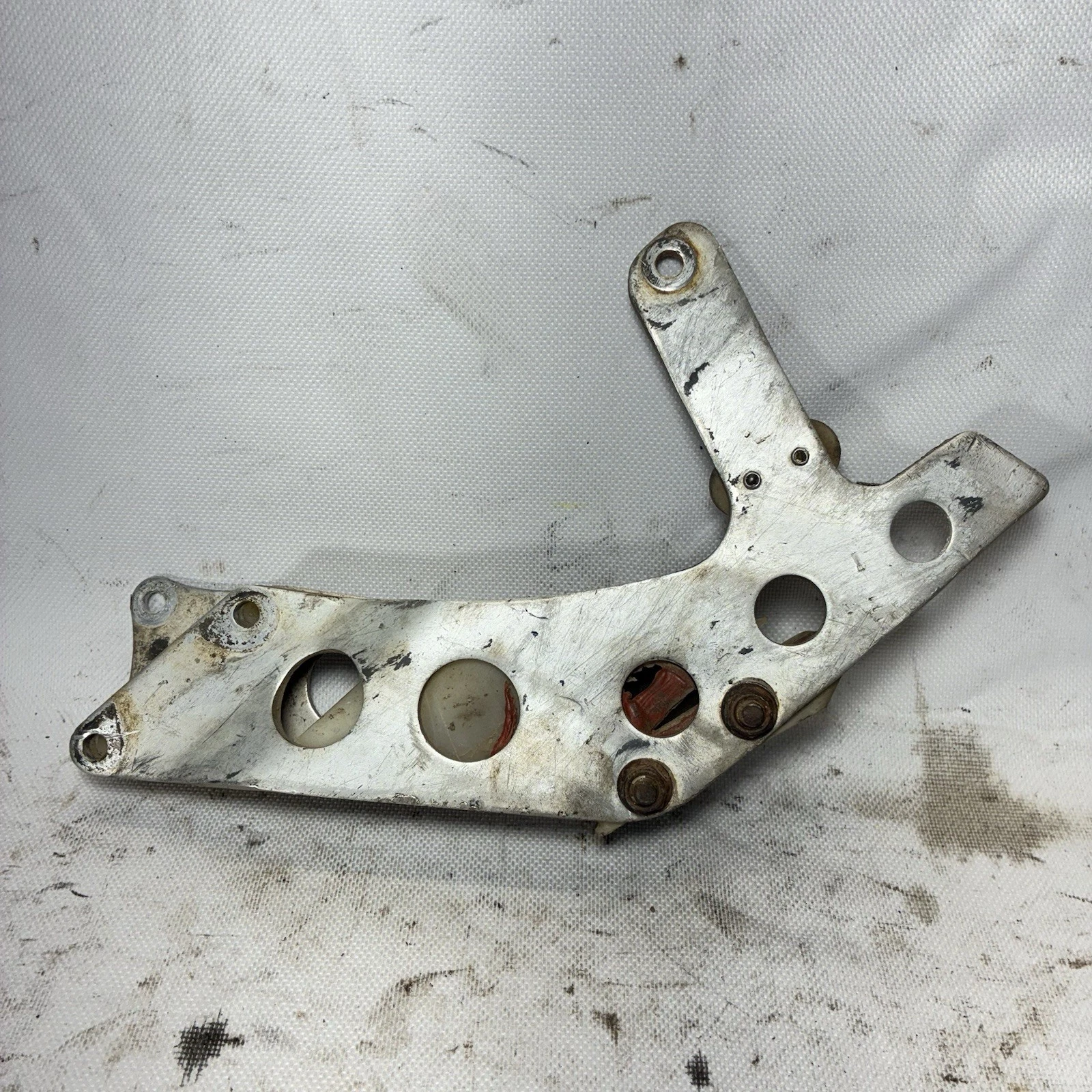 1984 1985 Suzuki RM125 RM 125 chain guide