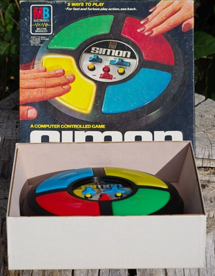 #ad VINTAGE Simon Says Memory Game 1978 Original Box Clean Condition $29.00