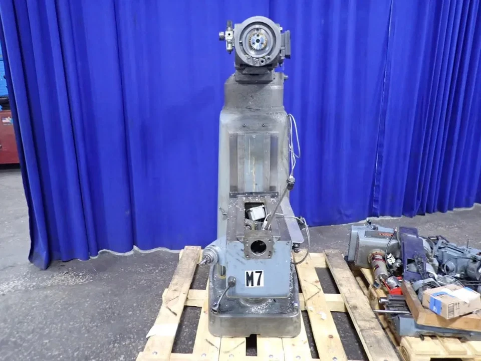 CLAUSING VERTICAL MILL 9 英寸 X 48 英寸 10251240001 — 第 2/4 张图片