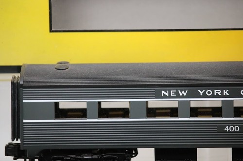 Rail King by MTH New York Central NYC Lighting Stripe Combine/Diner Set - Picture 5 of 24