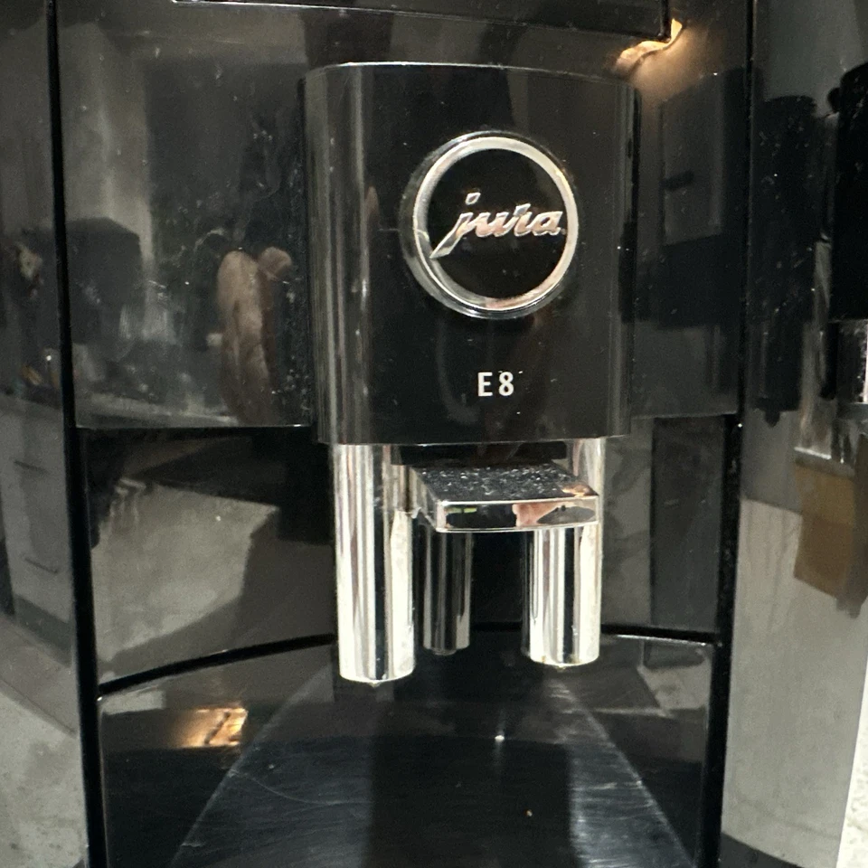 Jura E8 Household Fully Automatic Espresso Machine Piano Black Type 760 - image 3 of 4