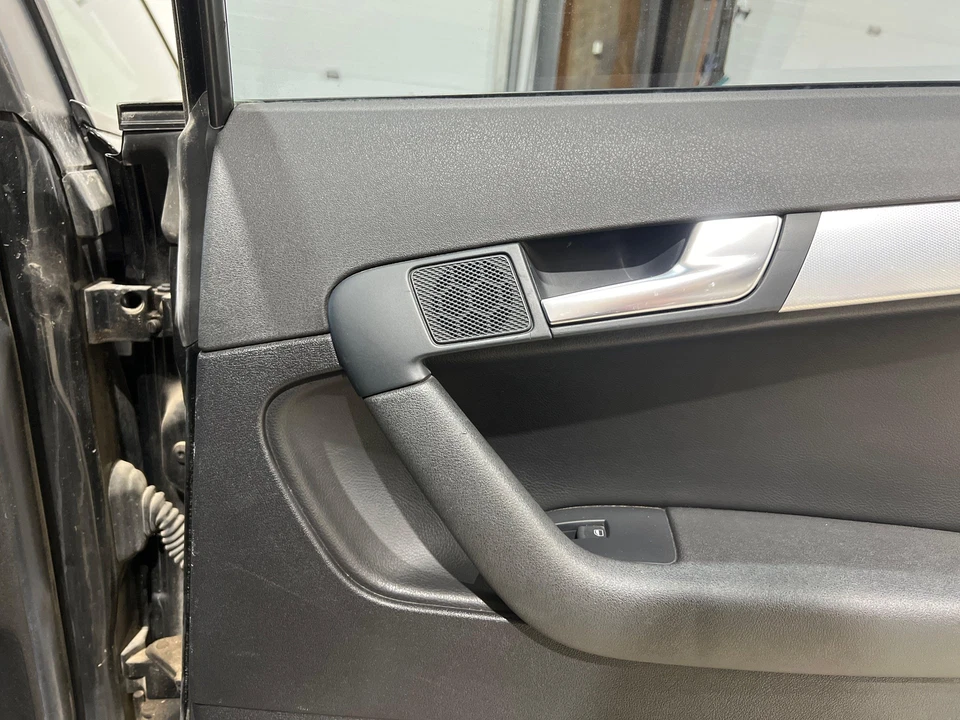 2009 - 2013 Audi A3 Passenger RH Right Black Rear Door Trim Panel Foto 2 de 4