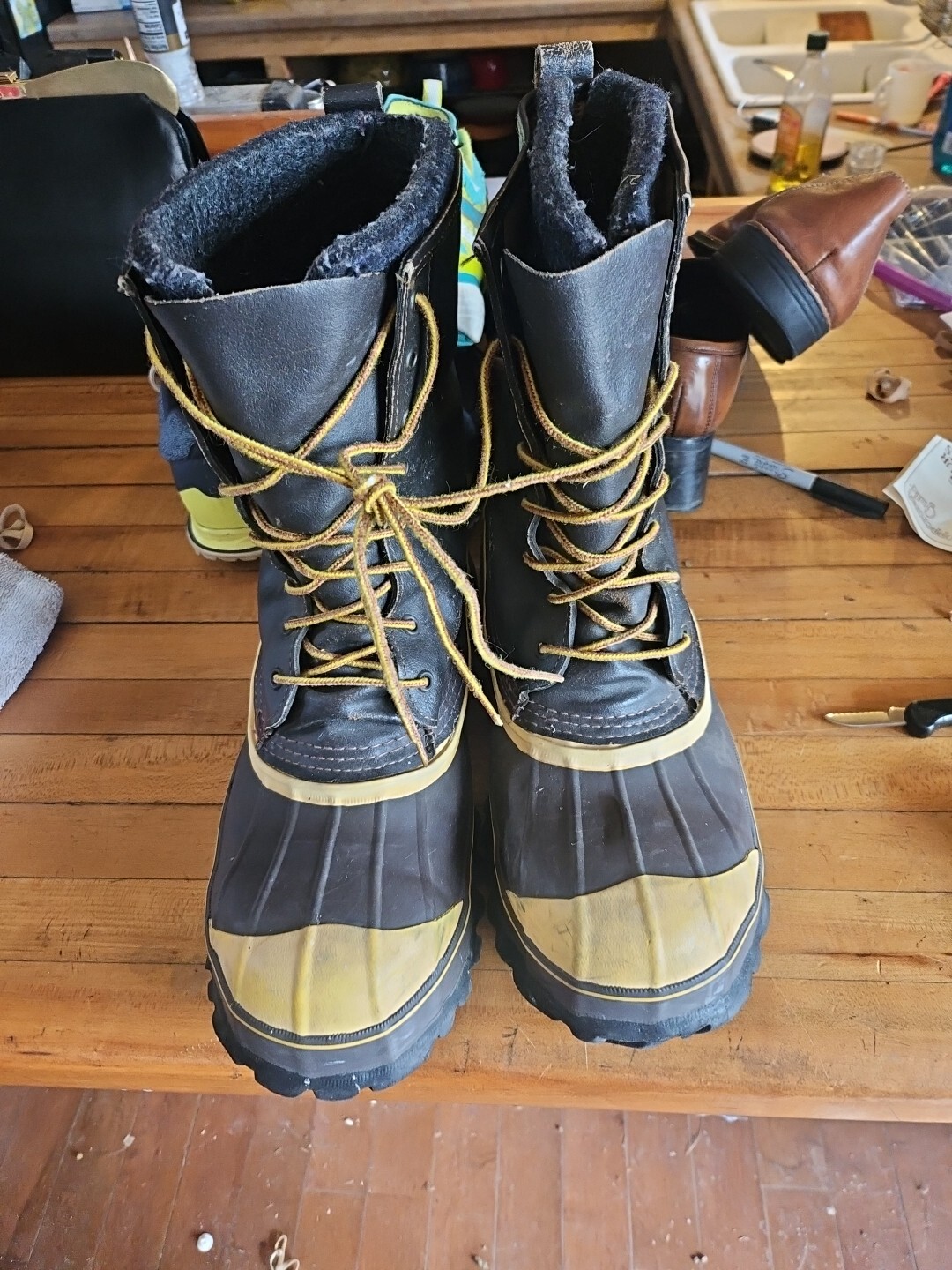 Vintage Lacrosse Steel Shank Work Boots Black Yellow USA Men Size 9 Industrial Safety