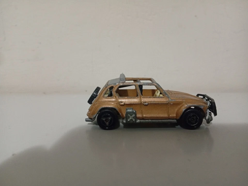 Citroen Dyane Majorette 1/60 - Immagine 3 di 4