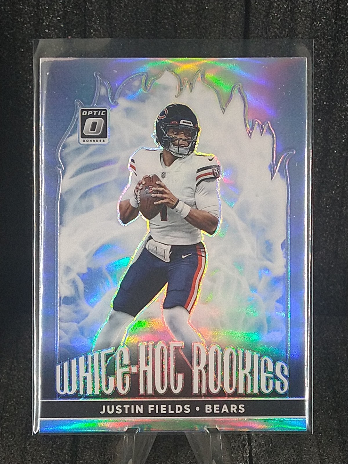 2021 Donruss Optic White Hot Rookies Holo Justin Fields RC Chicago Bears Card