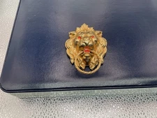 VTG CHUNKY GOLD TONE RED ENAMEL LARGE LION HEAD BROOCH