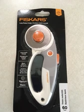 Fiskars 60mm Rotary Cutter for thick Fabric with Ergonomic Loop Grip And Comfort