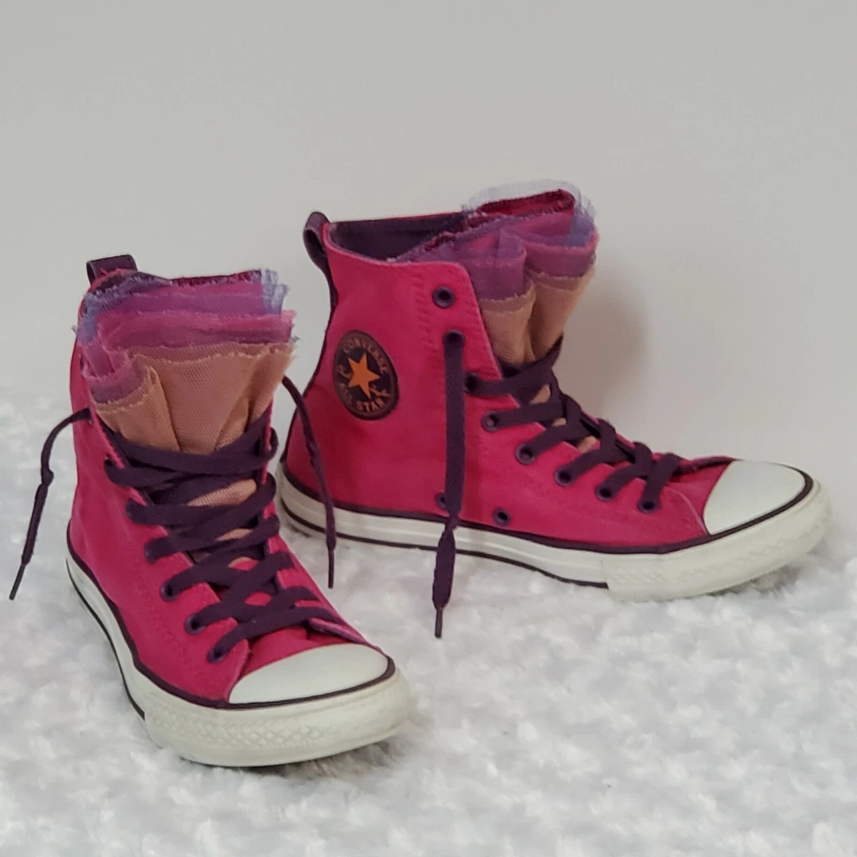 Hot pink 2024 converse kids