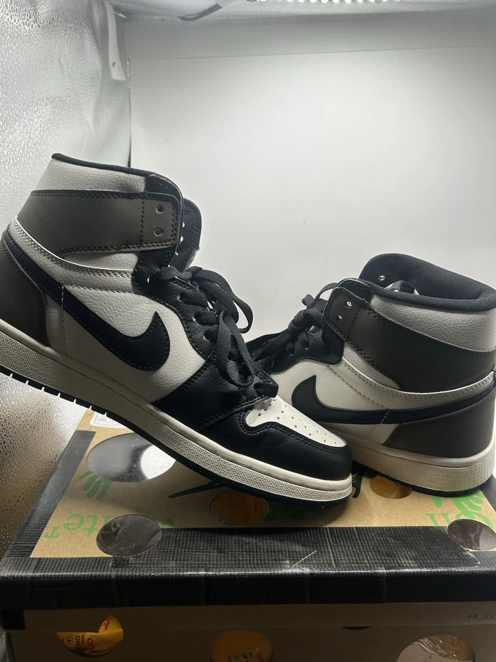 Nike Air Jordan 1 Retro OG High Dark Mocha Talla 10 Para hombres’s Foto 2 de 4