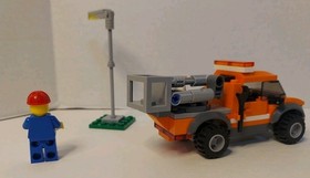 LEGO 60054.City: Light Repair Truck. Complete Set But Missing 1 Sticker.