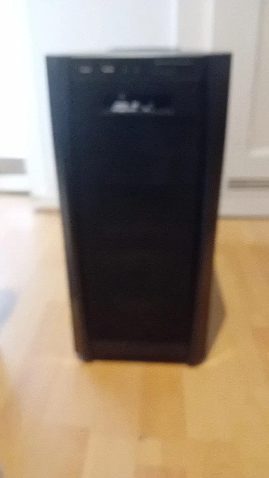 PC Server 32GB , 7 Terrabyte Festplatten !! ( 3 X 2000GB +2 X 500GB, Windows NEU - Bild 4 von 4