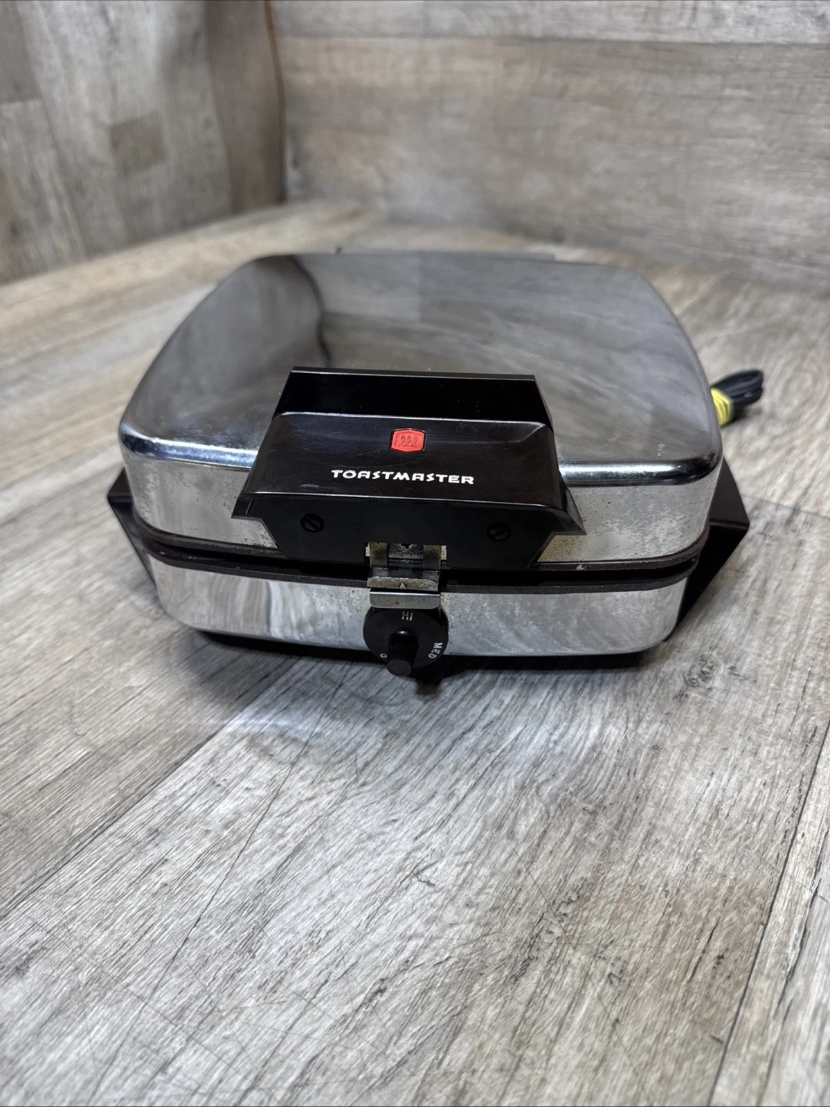 Vintage Toastmaster Model 265 Reversible Plates Waffle Baker Grill Combo