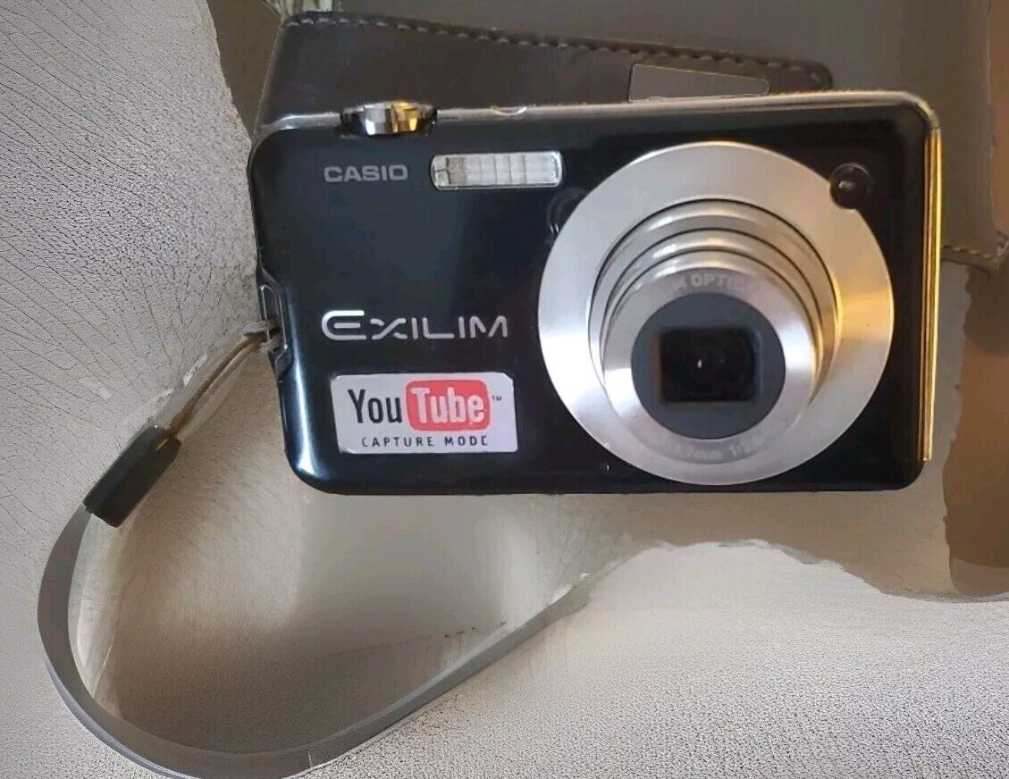 Casio Exilim EX-S12 12.1MP Digital Point & Shoot Camera Casio Exilim EX-S12 12.1MP Digital Point & Shoot Camera