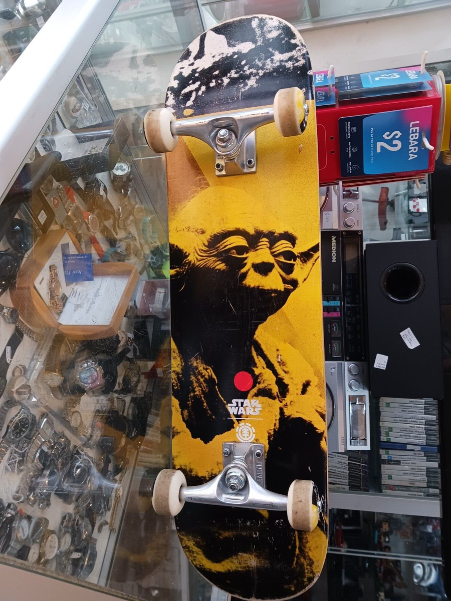 Skateboard Complet Element Star Wars Yoda - 79cm X 20.5cm - Occasion (État Sur Photos)