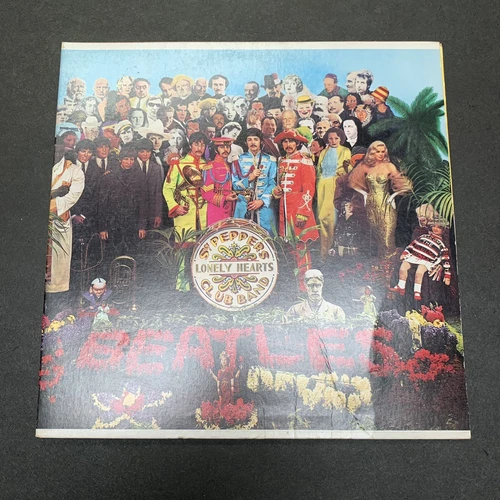 Beatles SGT PEPPERS Lonely Hearts Vinyl Record