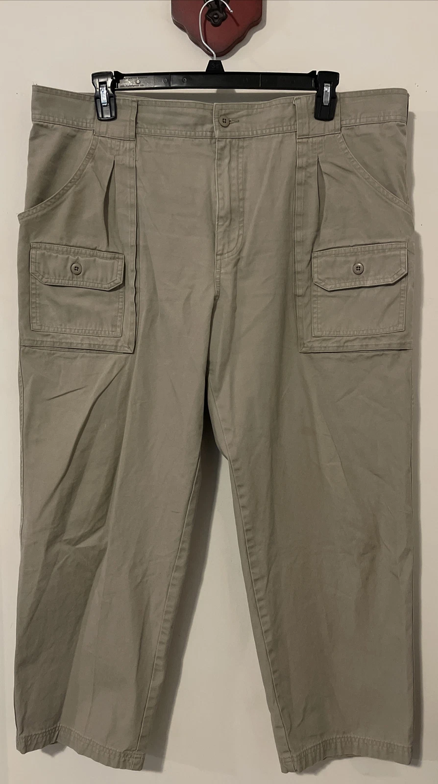 Cabelas Mens Size 40x30 Beige Cargo Style Cotton Pants! A4068