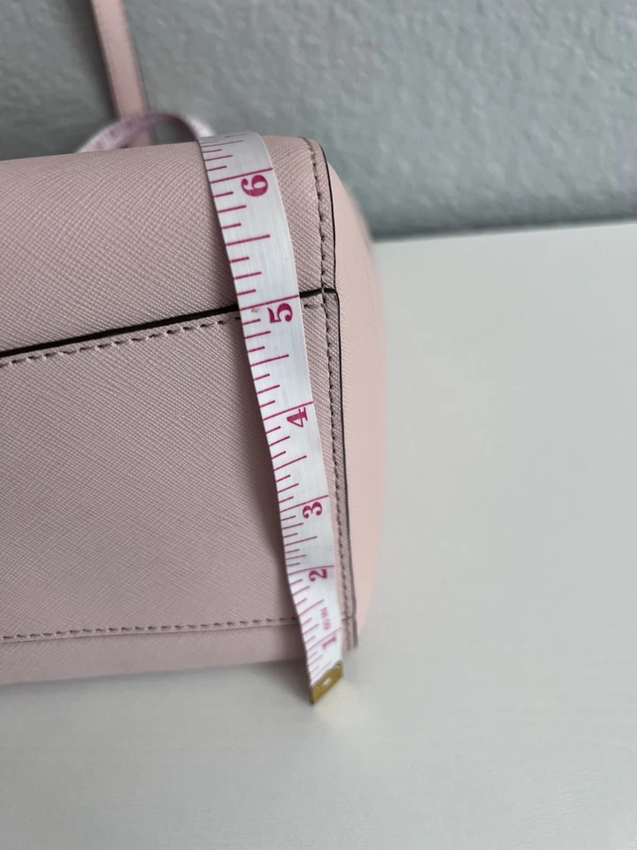 Bolso de hombro Tory Burch Robinson mediano de cuero rosa Foto 3 de 4