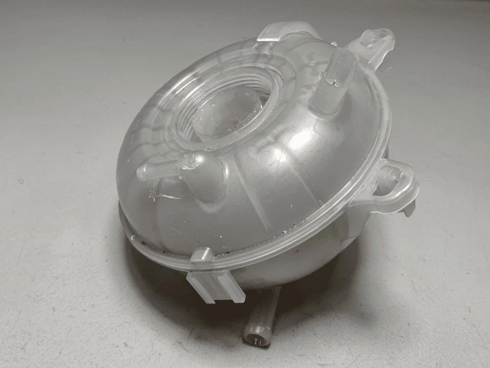 2019-2025 Volkswagen Jetta Coolant Expansion Tank OEM - Image 3 of 4