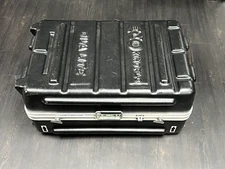 Kino Flo Diva-Lite 400/401 Two Light Kit w/ Road Case + Bulbs + Grid DIV-401-120