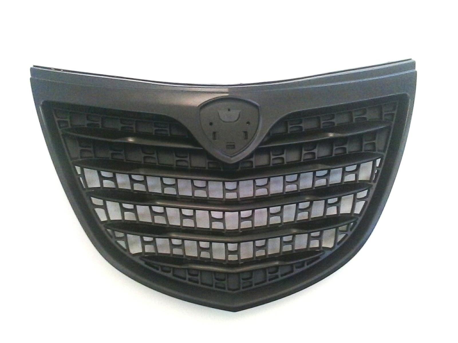 Rejilla De Máscara Brillante Lancia Y 2011 Momo Design