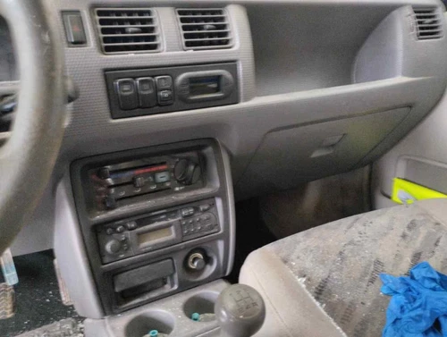 Kotflügel Vorne Rechts für MAZDA DEMIO (DW) 1.4 Exclusive 1999 3715307 - Bild 7 von 10