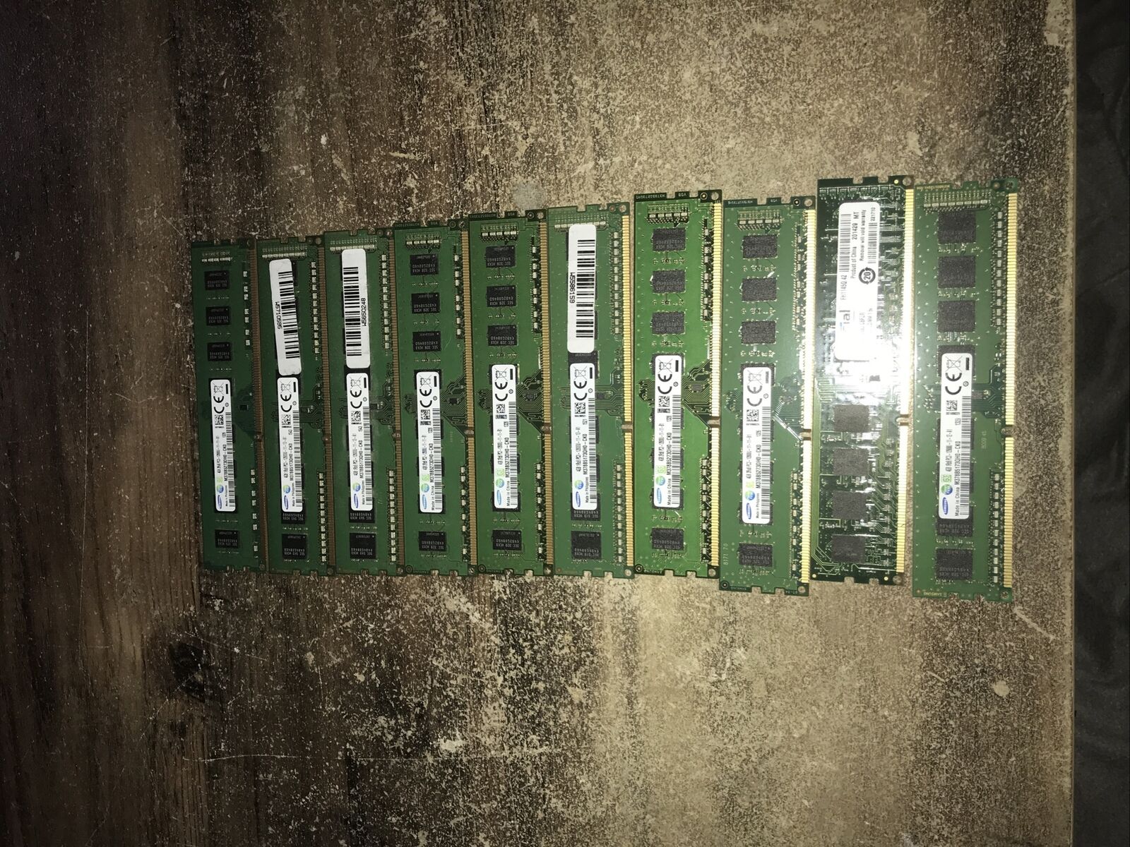 LOT 10 BARRETTES MÉMOIRE RAM DIMM ORDINATEUR PC UNITE CENTRALE PC3 DDR3 4GO 4GB